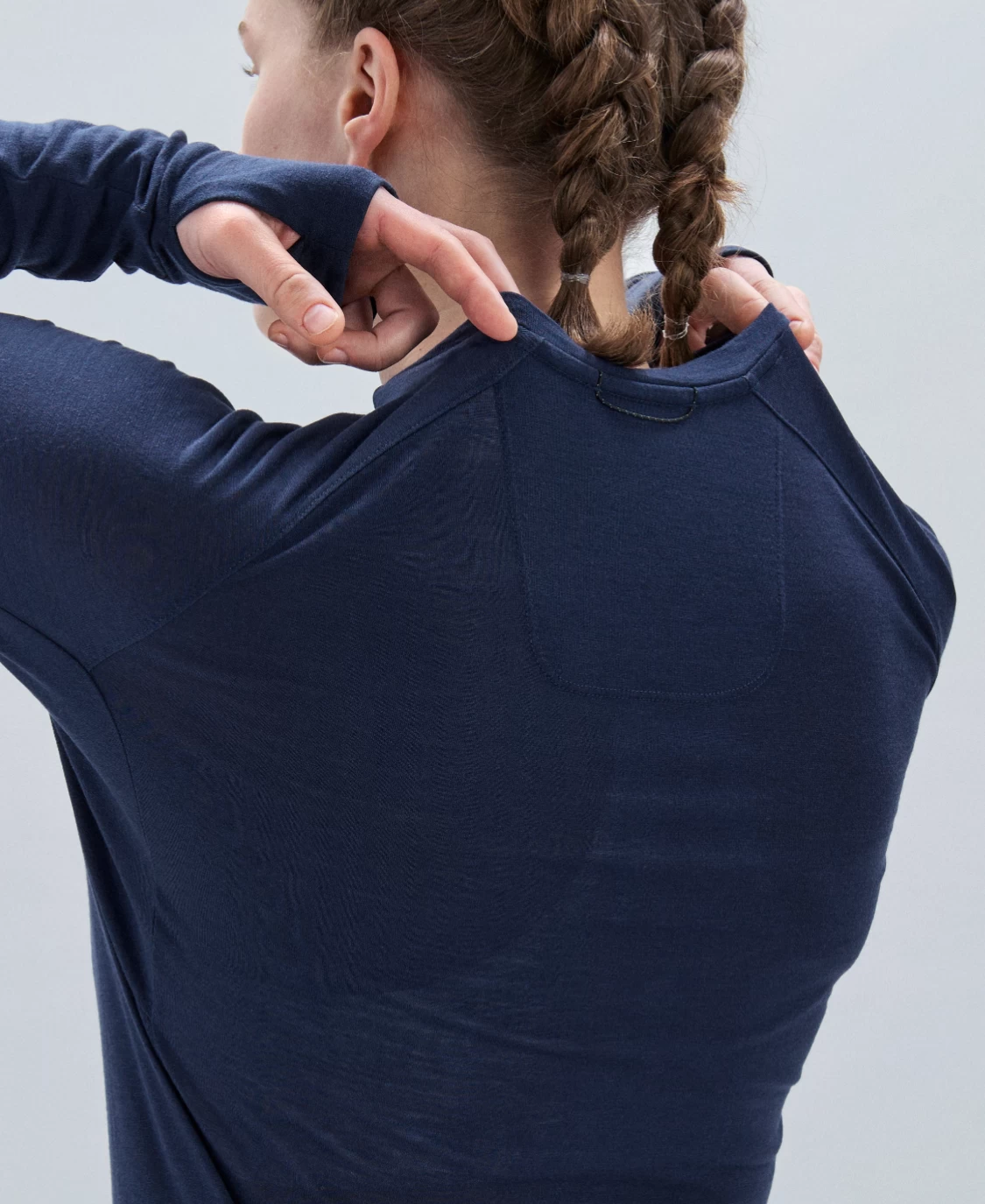 POC Women's Light Merino Jersey - Image 16